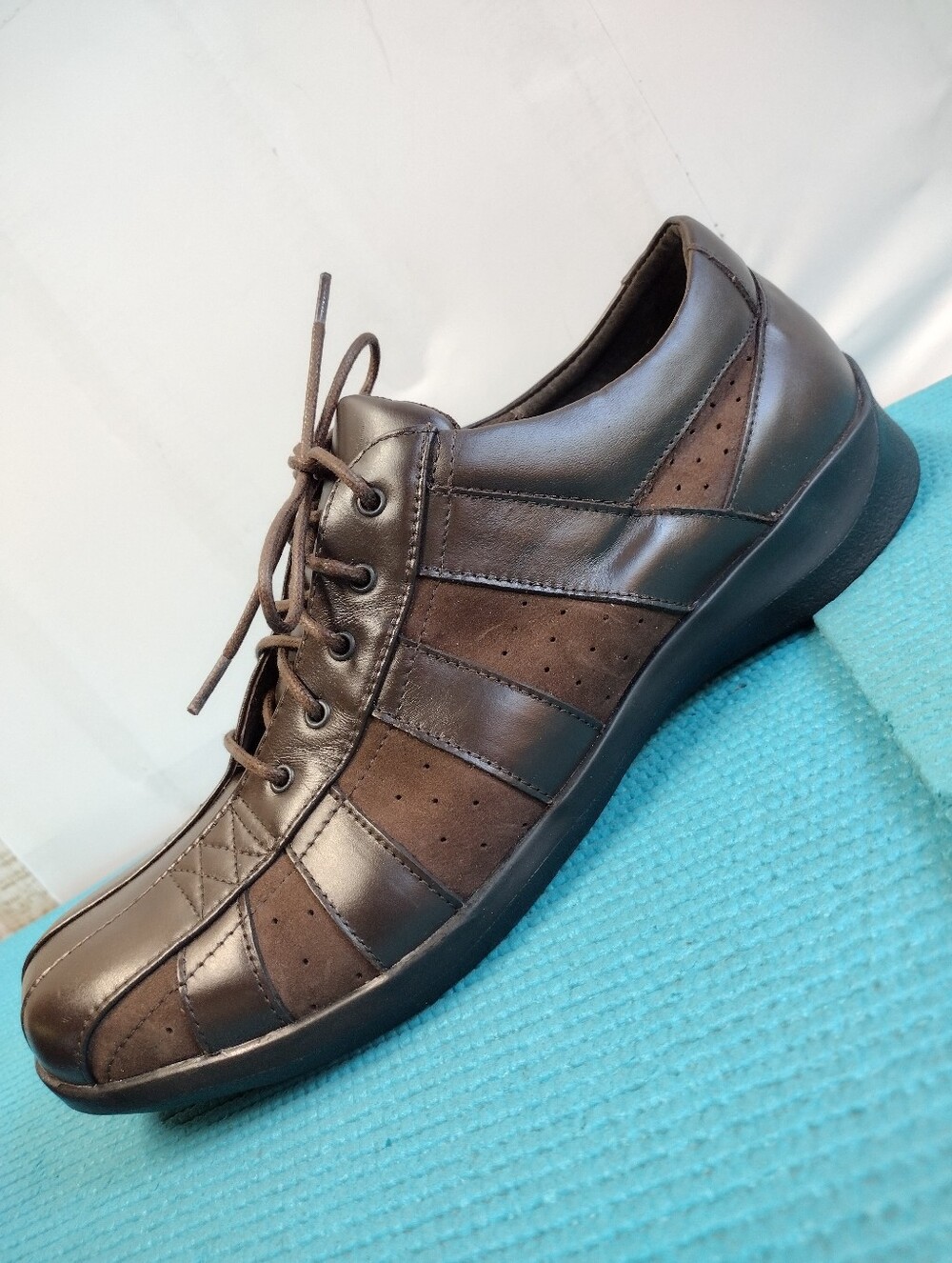 Aetrex Women's Leather Lace Up Brown Flats Shoes Size 11